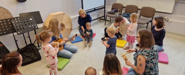 TULILACJKI: MUZYKA DLA SMYKA