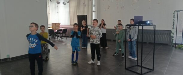 BYTOMSKIE WIBRACJE MUZYCZNE: BRITISH KARAOKE