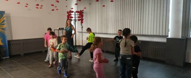 BYTOMSKIE WIBRACJE MUZYCZNE: BRITISH KARAOKE